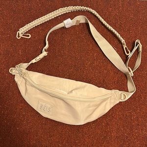 Beis tan fanny pack. NWOT
